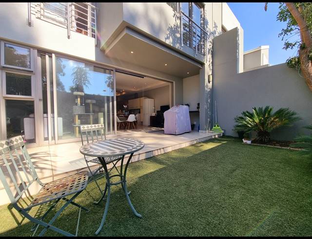 3 BEDROOM CLUSTER RENTED IN OAKLANDS